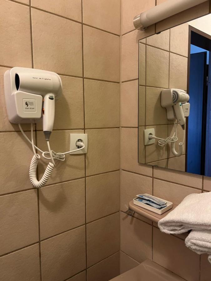 Hotel Am Flughafen Cologne Luaran gambar
